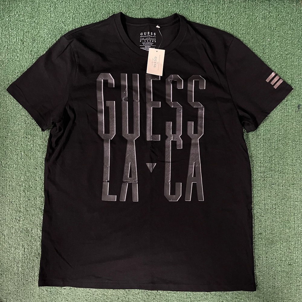Guess t shirt